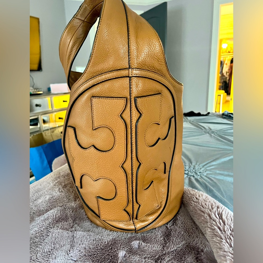 All- T Tory Burch Cognac Leather Hobo Bag